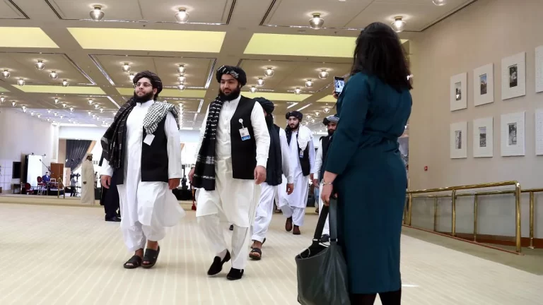 Taliban-in-Qatar.jpg